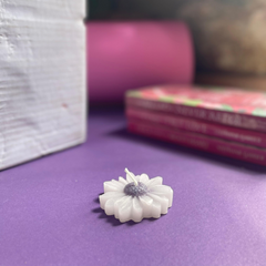 Mini Daisy Flower Scented Candle